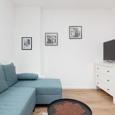 Studio Apartment Ochota Siemienskiego By Noclegi Renters Warsawa Bagian luar foto