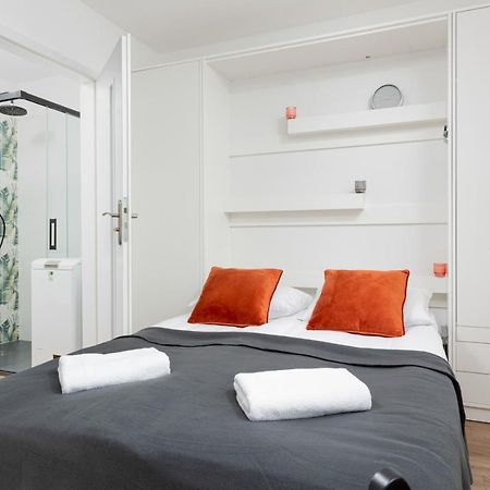 Studio Apartment Ochota Siemienskiego By Noclegi Renters Warsawa Bagian luar foto